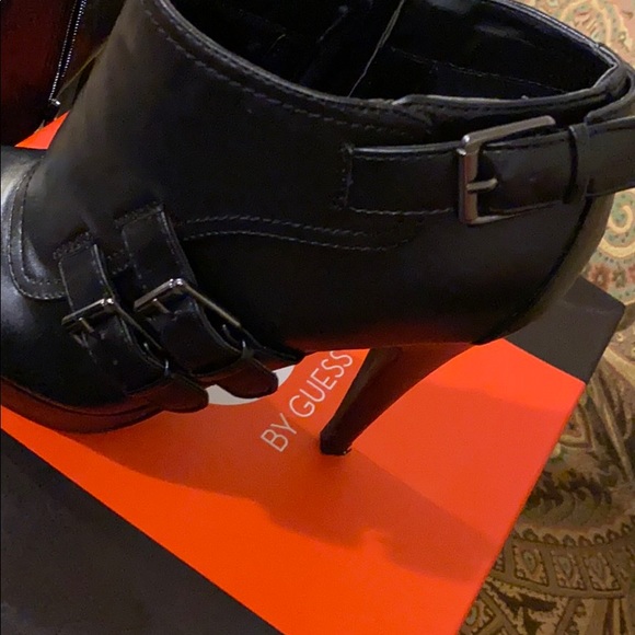 G by Guess black booties! Size 8.5 - Picture 5 of 5
